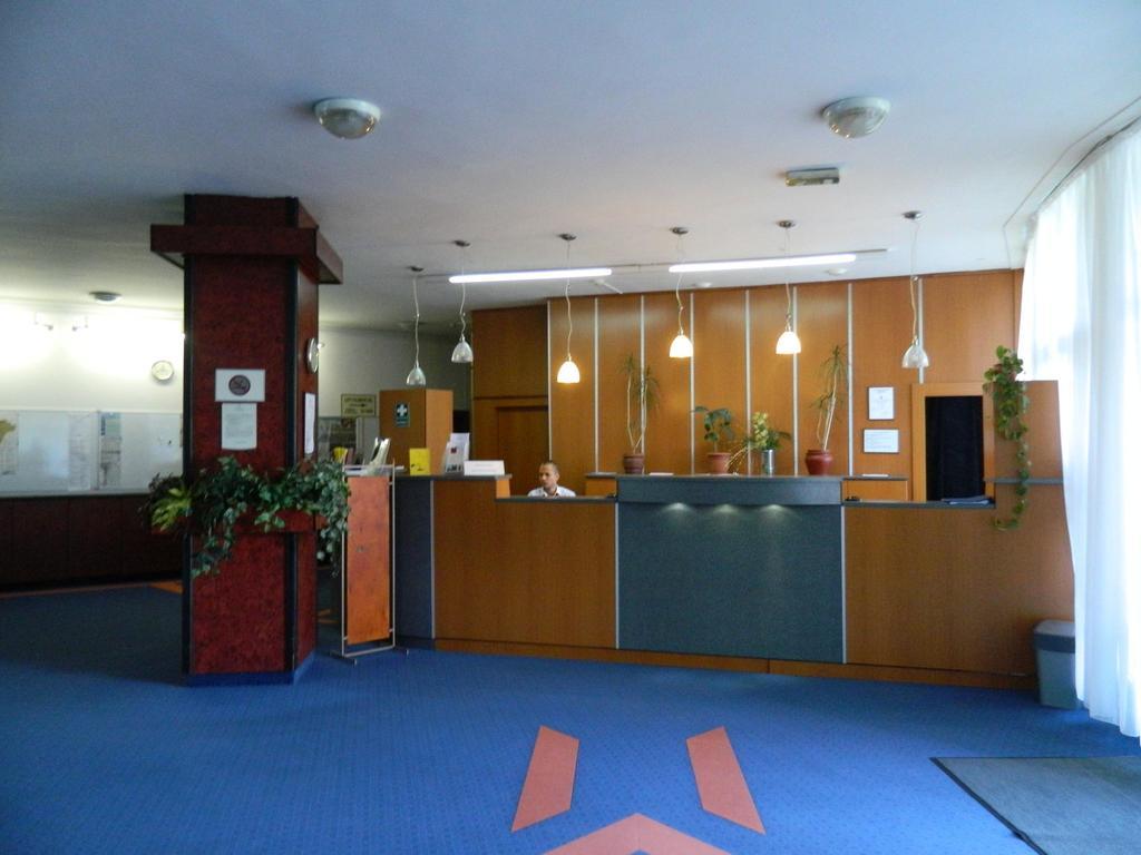 Hotel Nagyerdo Debrecen Eksteriør billede